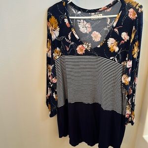 Maurice’s long sleeve top size xxl